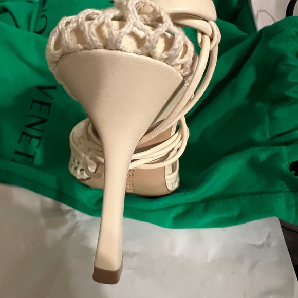 BOTTEGA VENETA Stretch Lace-Up Sandal in Toile - NEVER WORN - Picture 7 of 12